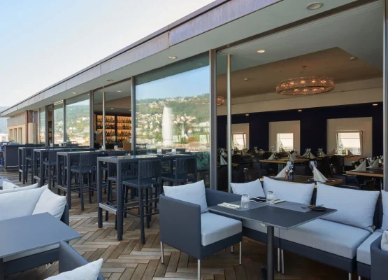 Sliding Doors & Cafe Windows for Restaurant